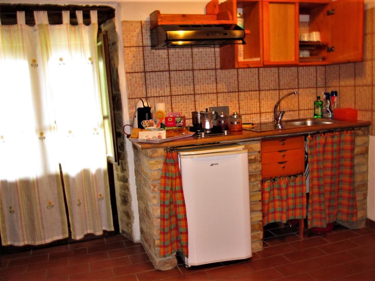 La Pietra Rara B&B Montone  Bagian luar foto